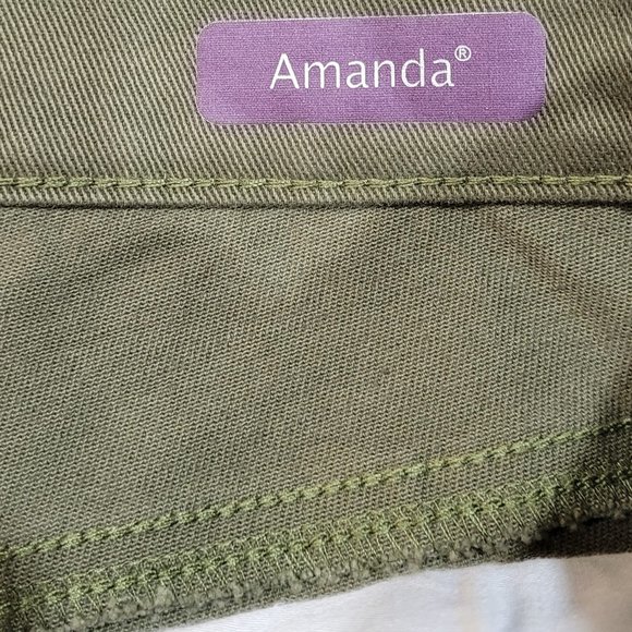 Gloria Vanderbilt Amanda Slimming Jeans (Green Bandicoot) - Picture 6 of 6